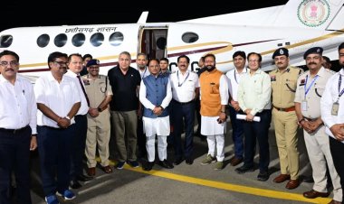 बिलासा देवी केवट एयरपोर्ट से रात्रि उड़ान सेवा शुरू " मुख्यमंत्री विष्णुदेव साय ने भरी पहली नाइट फ्लाइट"