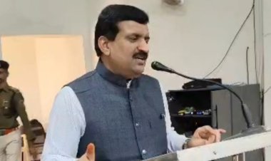 डायन-टोनही के संदेह में महिला प्रताड़ना शर्मनाक : डॉ. दिनेश मिश्र