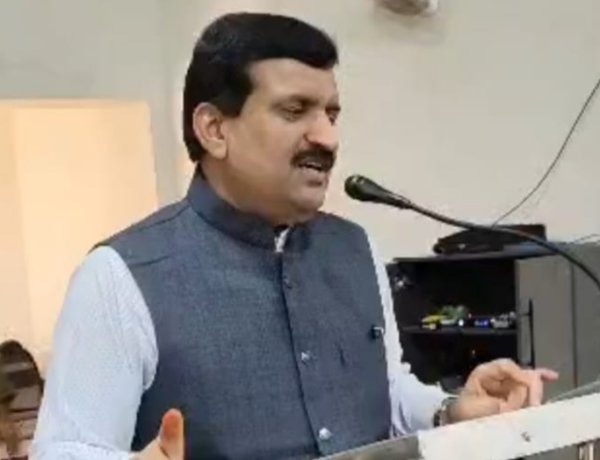 डायन-टोनही के संदेह में महिला प्रताड़ना शर्मनाक : डॉ. दिनेश मिश्र