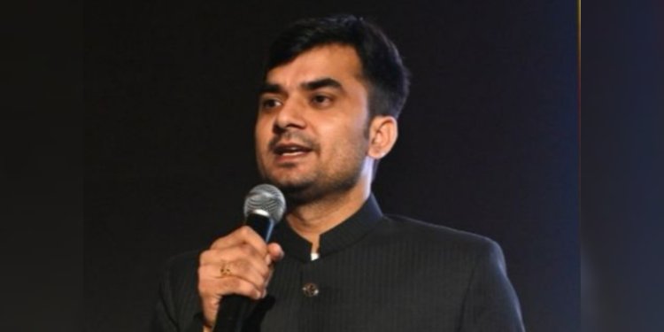 छोटी शुरुआत से बड़ी पहचान :  छोटे क्लिनिक से लंदन संसद तक : डॉ. उत्कर्ष त्रिवेदी का सफर बना मिसाल