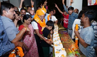 जनप्रिय नेता सांसद बृजमोहन अग्रवाल के जन्मदिन पर उमड़ा चाहने वालों का सैलाब, हर ओर दिखा उत्साह, रायपुर से दिल्ली तक रही बधाइयों की गूंज