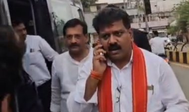केंद्रीय गृह मंत्री का बस्तर प्रवास : निजी वाहनों को छोड़ डिप्टी सीएम विजय शर्मा के साथ तैयारियों को देखने सांसद बस्तर सहित बस में घूमे अफसर