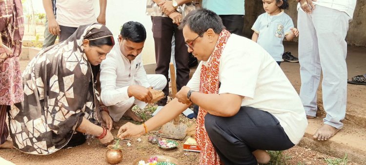 खरोरा वार्ड-3 के मुक्तिधाम का होगा कायाकल्प: 9.37 लाख रुपए के जीर्णोद्धार एवं निर्माण कार्य का भूमिपूजन