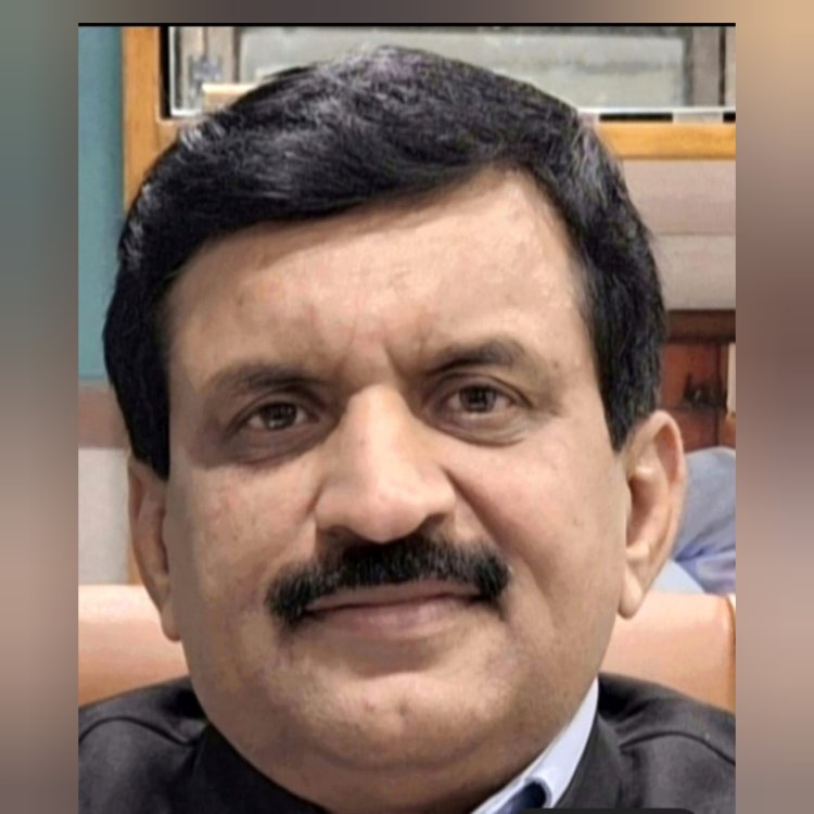 अंधविश्वास के विरुद्ध वैज्ञानिक सोच अपनाना समय की आवश्यकता : डॉ. दिनेश मिश्र